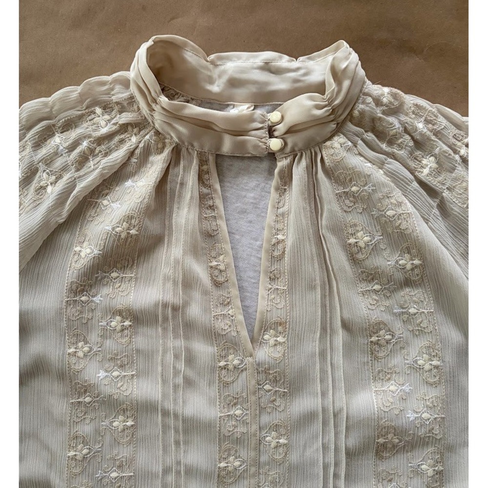 TINY Anthropologie Maud Victorian Cutout Top Embroidered Women's Small Romantic - Picture 6 of 12